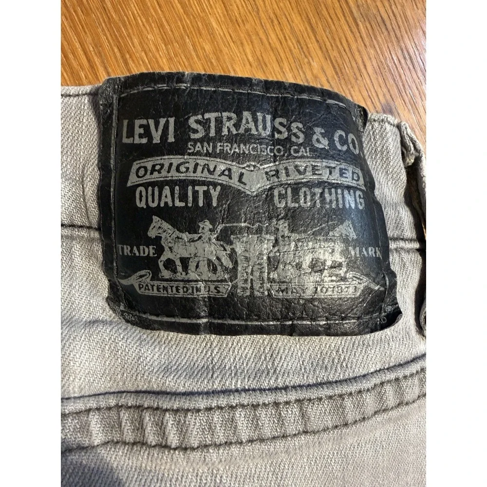 Levis levi 511